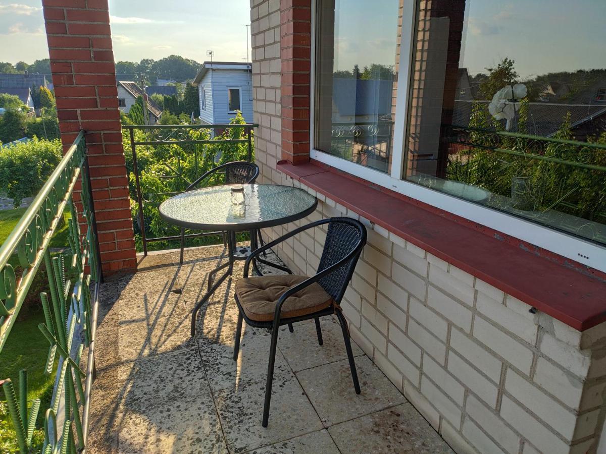 Spacious & Cozy Apartment With Forest View Zapyskis Exterior photo